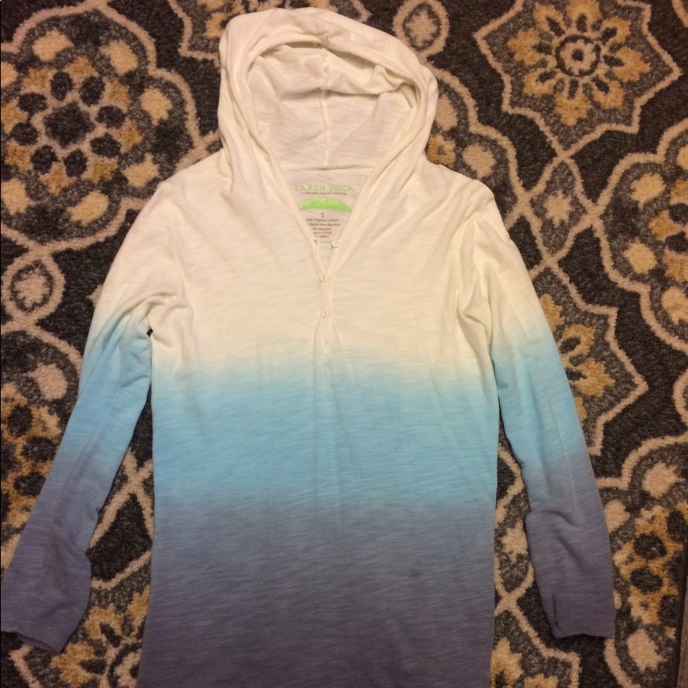 Earth yoga ombré long hoodie small coverup